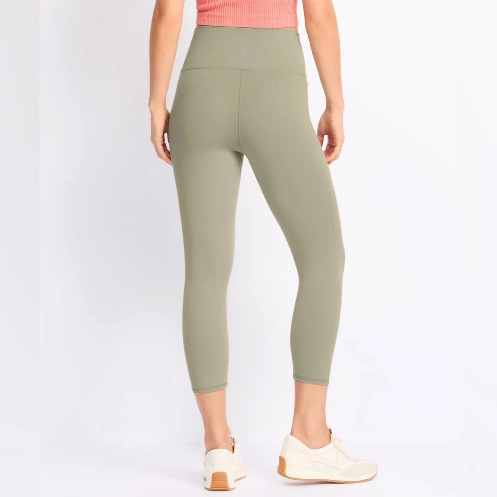 FP MOVEMENT FREE PEOPLE Never Better Capri Legging Small Sage Stone Army Green - Picture 2 of 7
